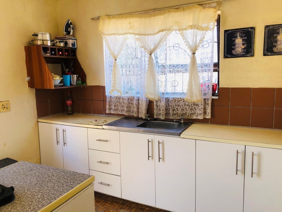 2 Bedroom Property for Sale in Kwa Nobuhle Eastern Cape